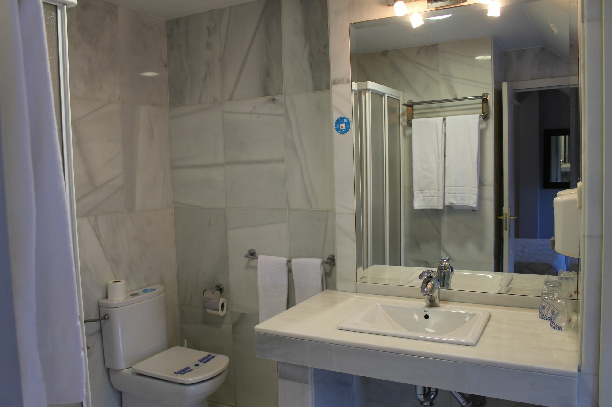 Apartahotel Villa De Parla Zewnętrze zdjęcie